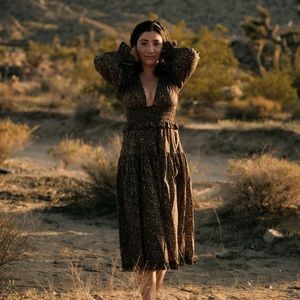 Doen Long Sleeved Brown Floral Dress